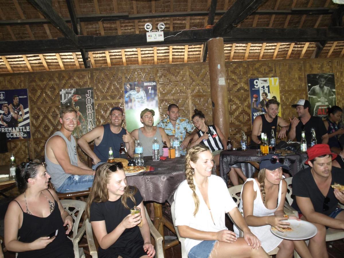 The Shark'S Tail Dive Center Hotel Daanbantayan Exterior photo